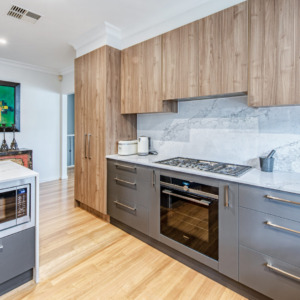 AC111-4-COMPLETE KITCHEN 5