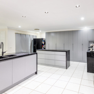 AC915-3-COMPLETE KITCHEN 2