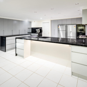 AC915-3-COMPLETE KITCHEN 7